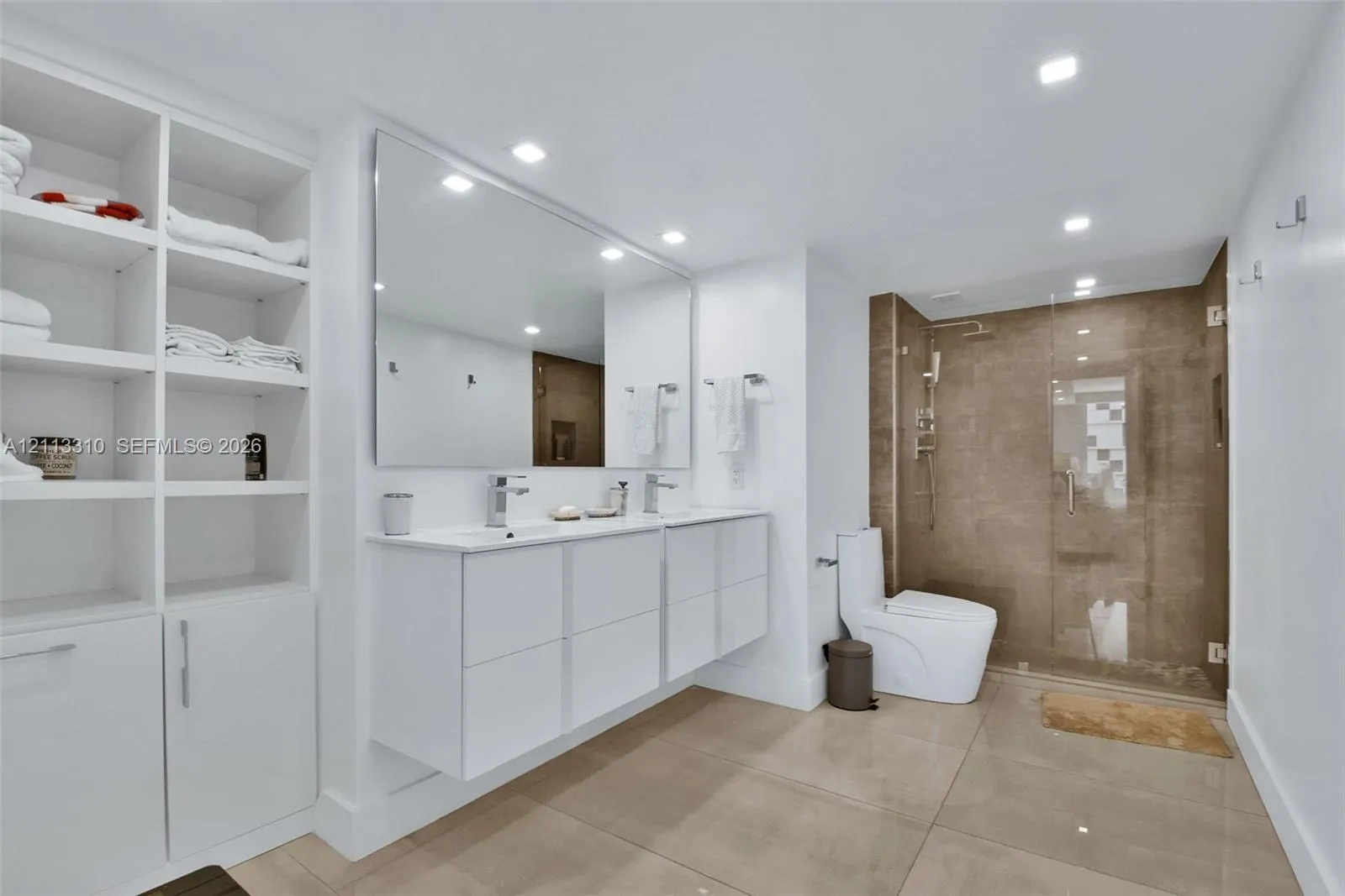 2301 Collins Avenue #303
