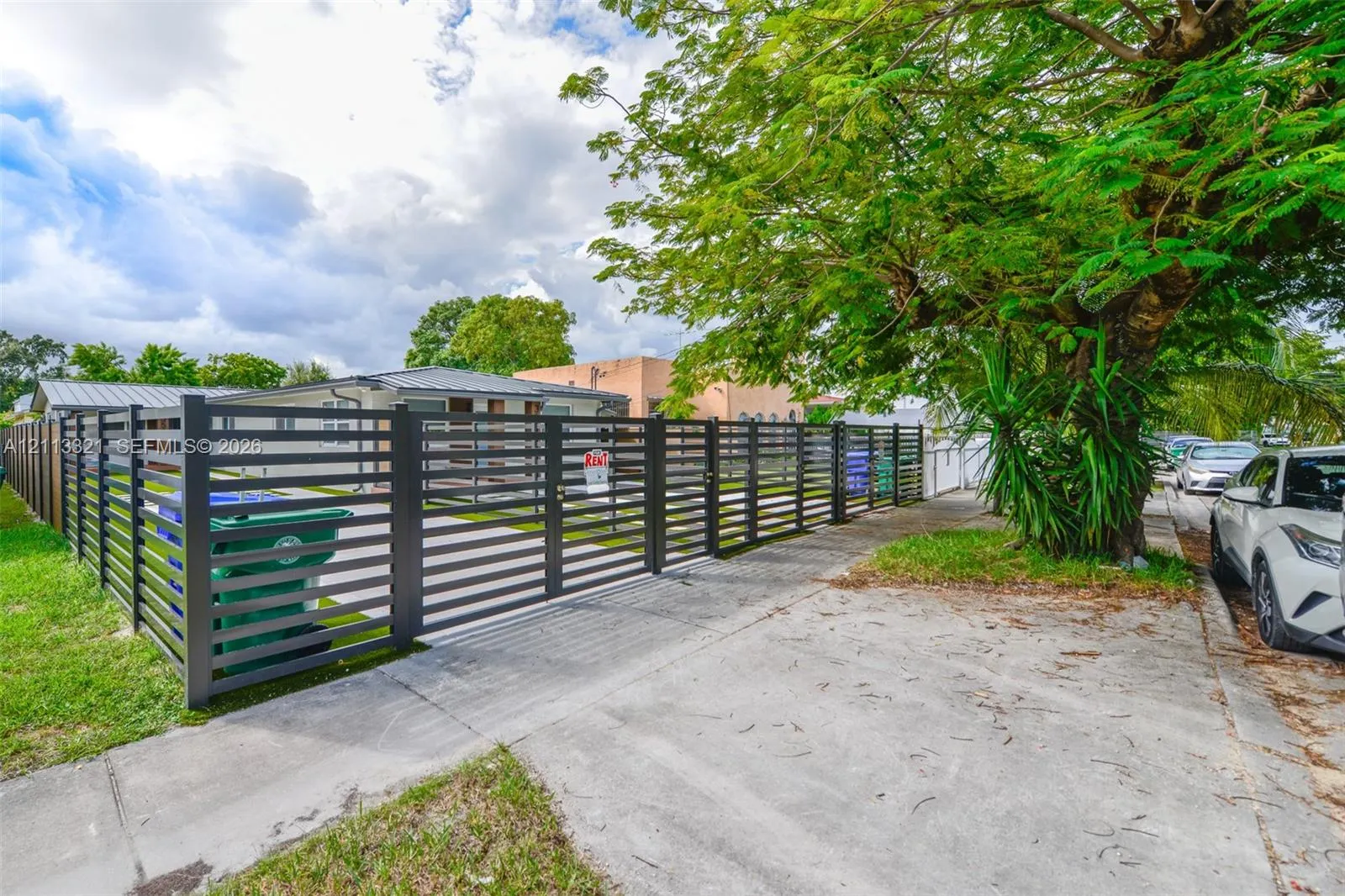 350 SW 17th Road #350