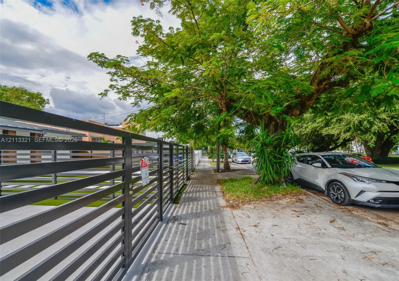 350 SW 17th Road #350
