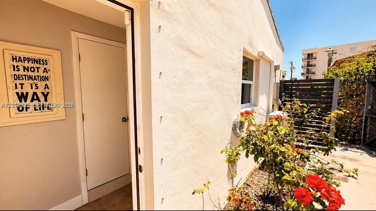 2425 SW 21st Terrace #1