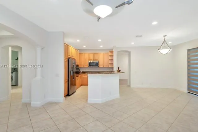 2602 Center Ct Drive #2-27