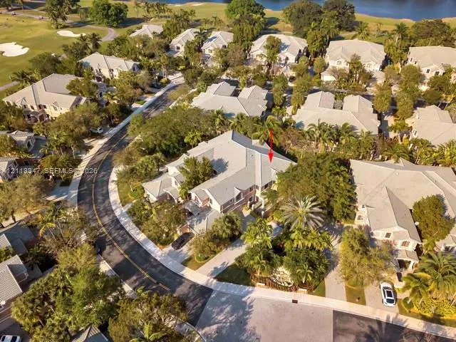 2602 Center Ct Drive #2-27