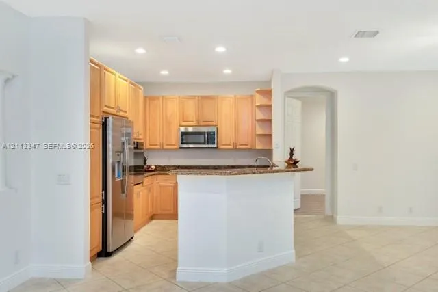 2602 Center Ct Drive #2-27