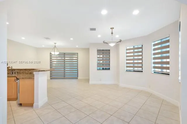 2602 Center Ct Drive #2-27