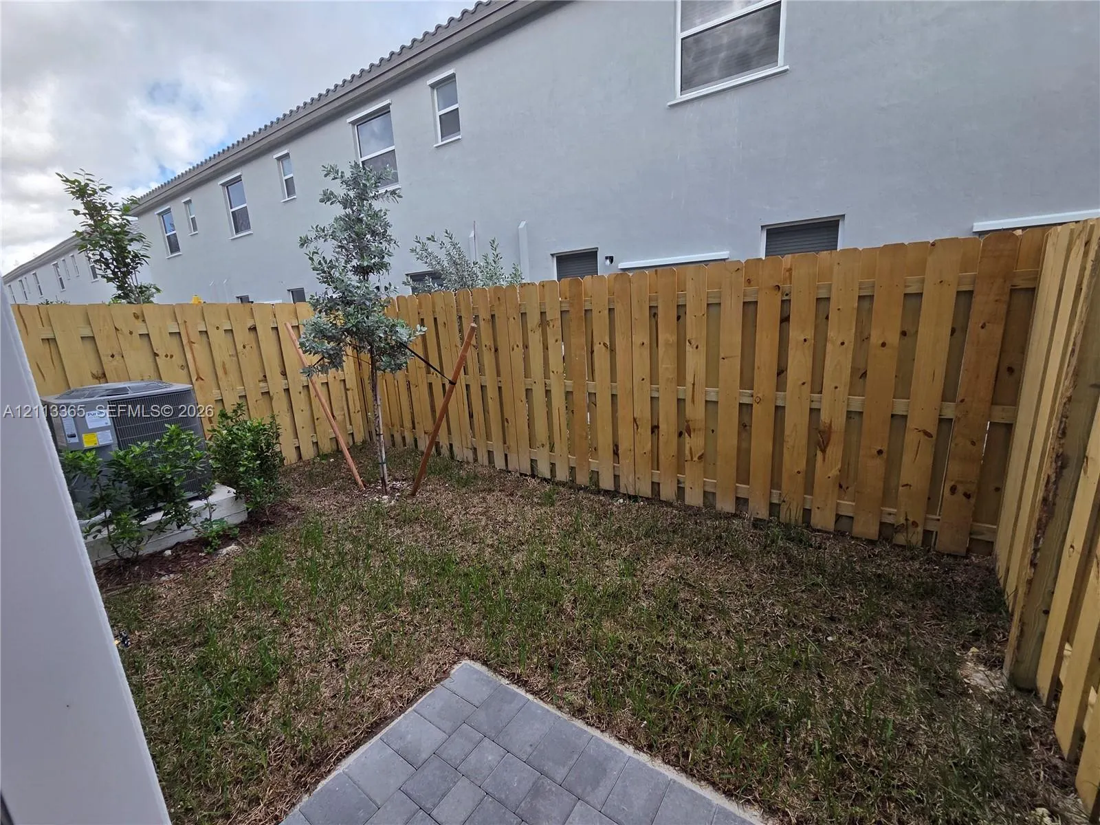 1126 SE 2nd Terrace