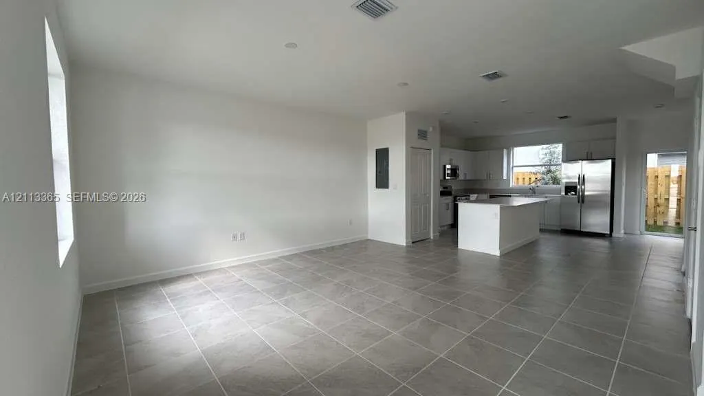 1126 SE 2nd Terrace