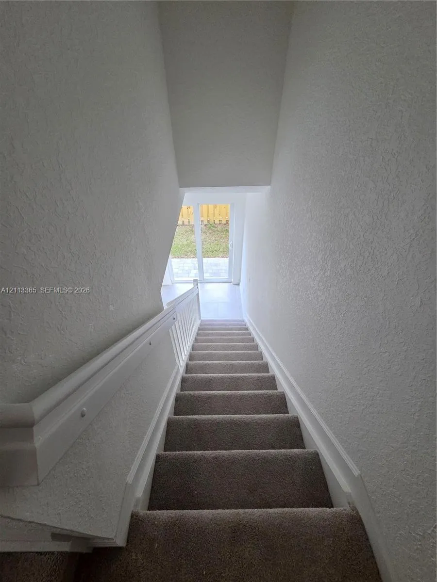 1126 SE 2nd Terrace