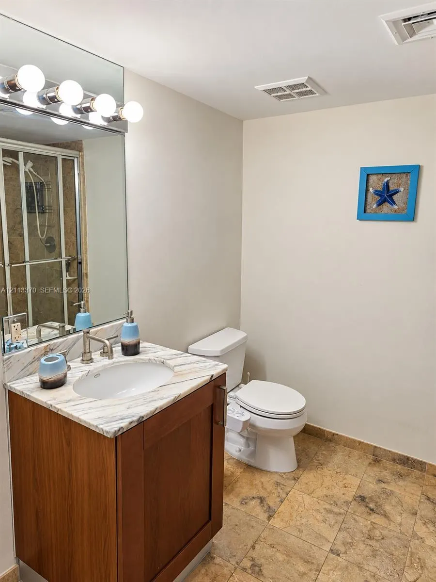 9499 Collins Avenue #904