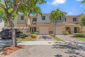 385 NE 194th Terrace #385