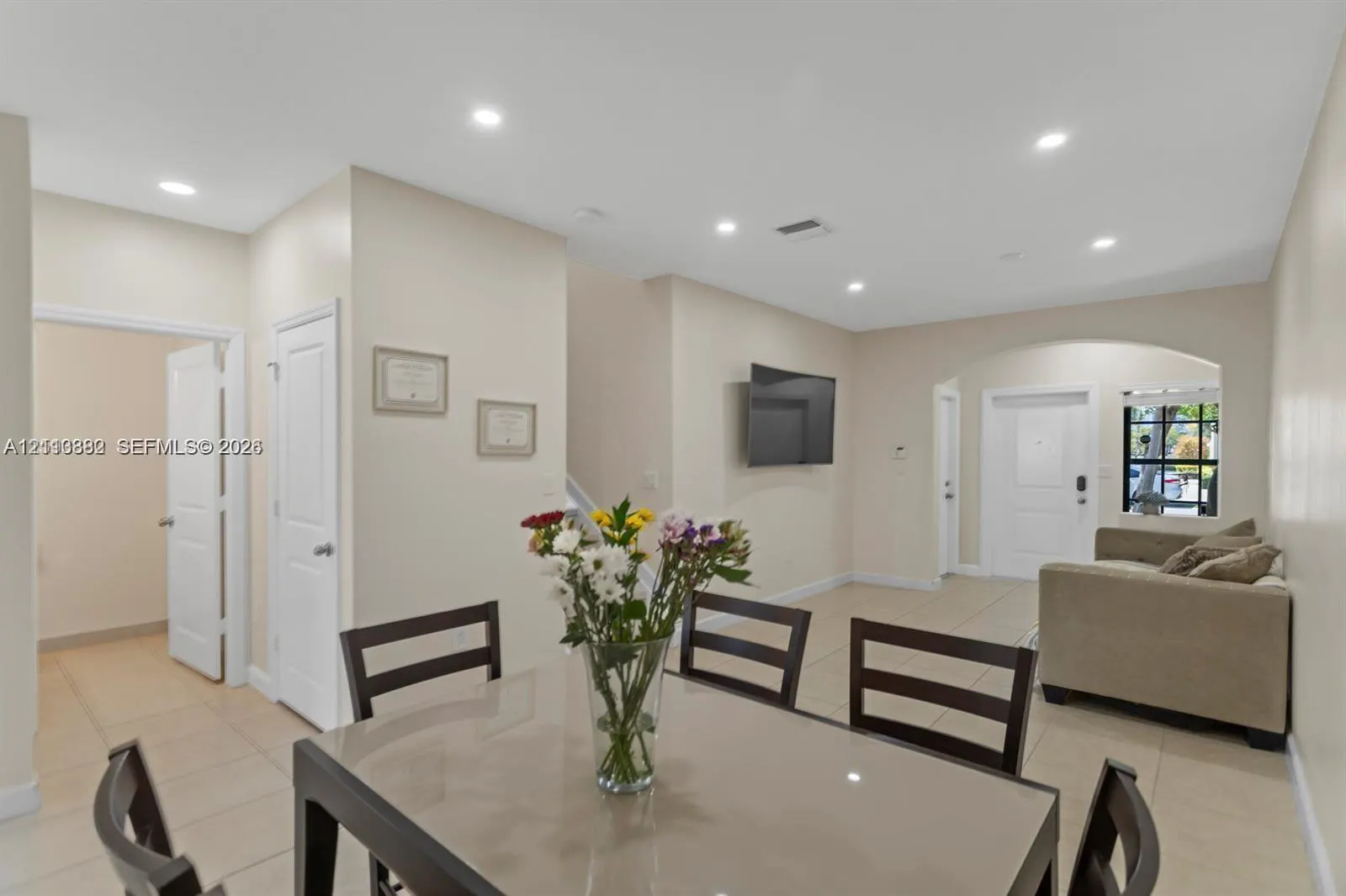 385 NE 194th Terrace #385