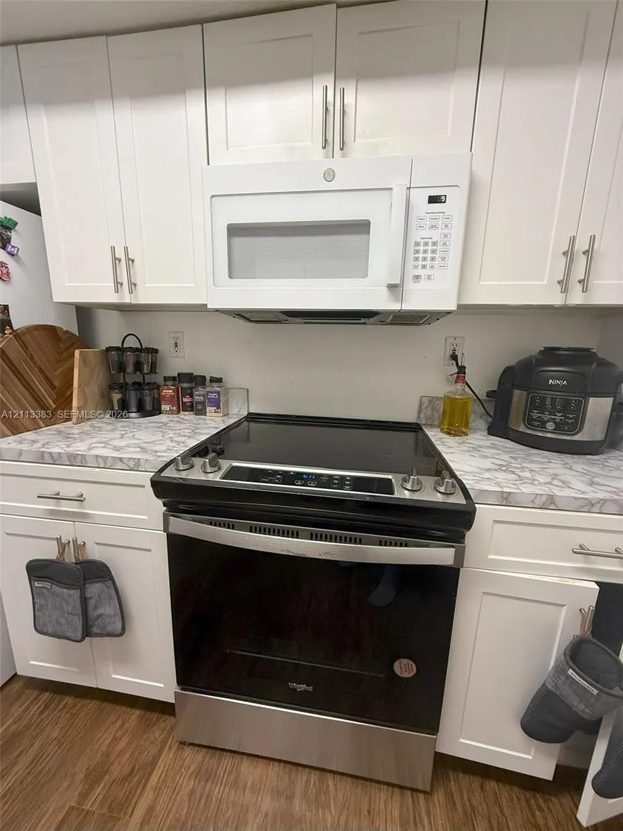 200 SW 117th Terrace #10103