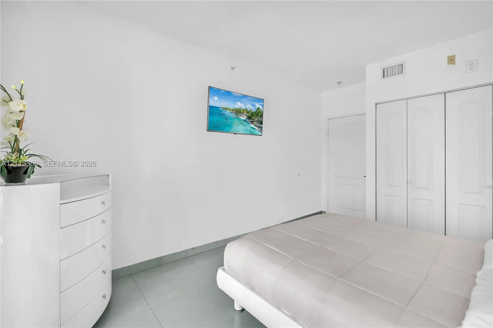 17555 Atlantic Boulevard #707