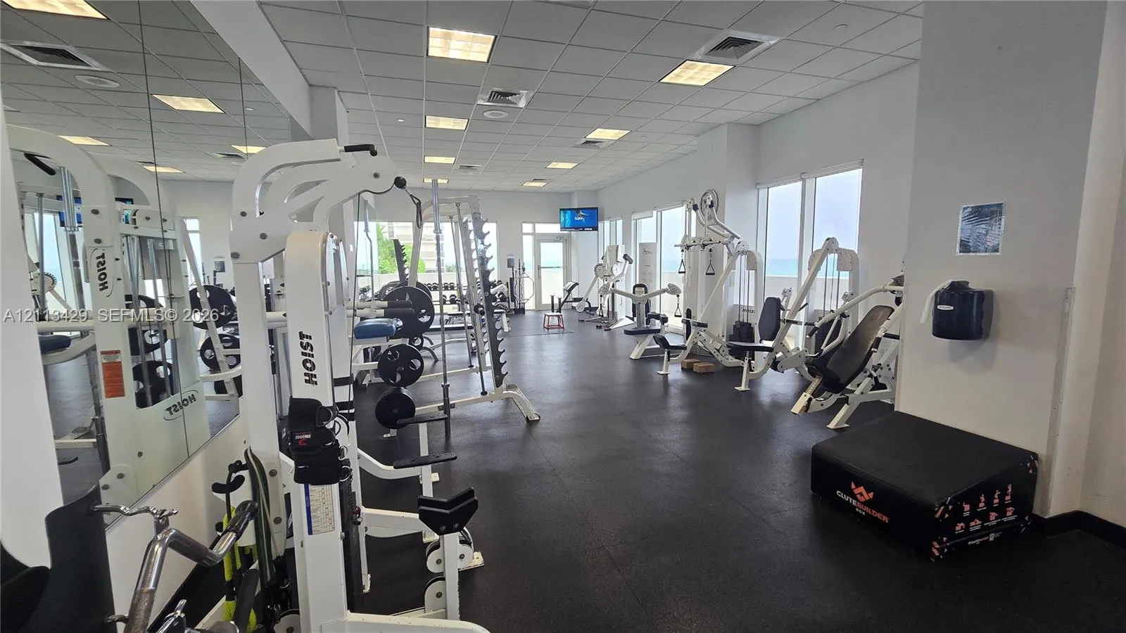 6365 Collins Avenue #909