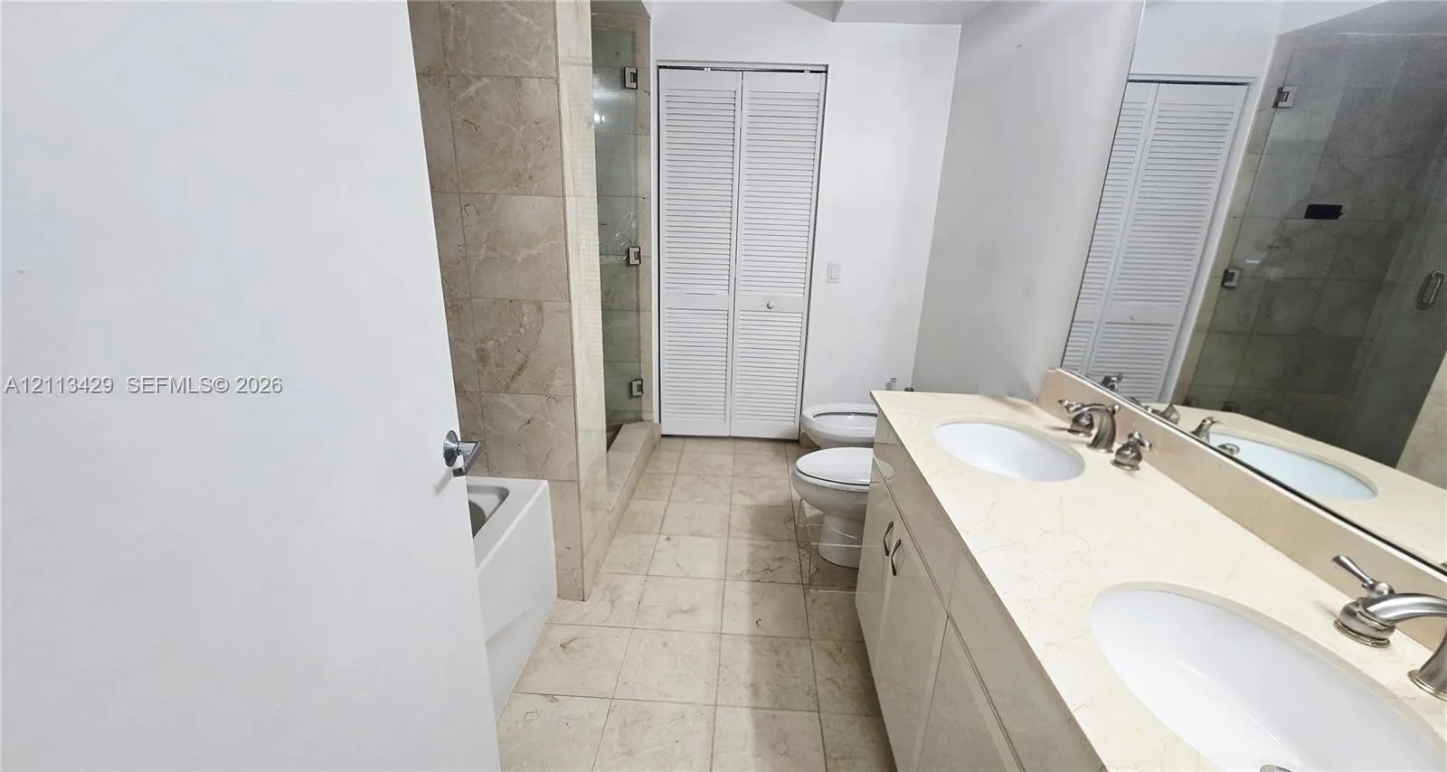 6365 Collins Avenue #909