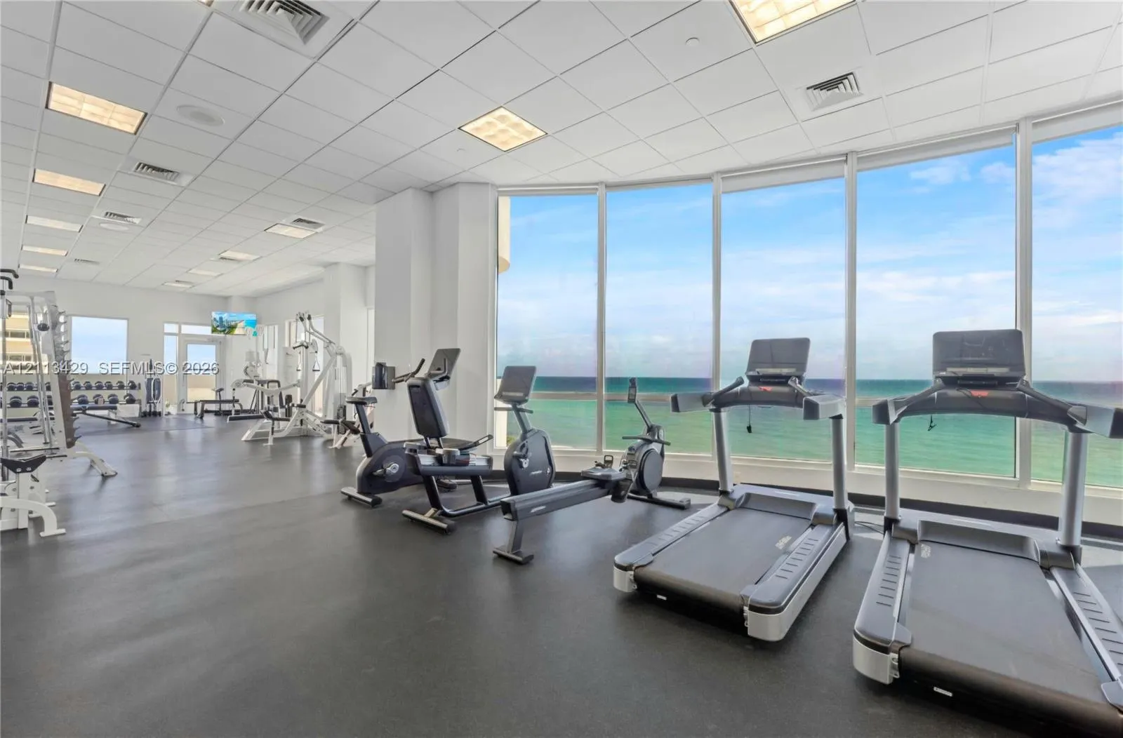 6365 Collins Avenue #909
