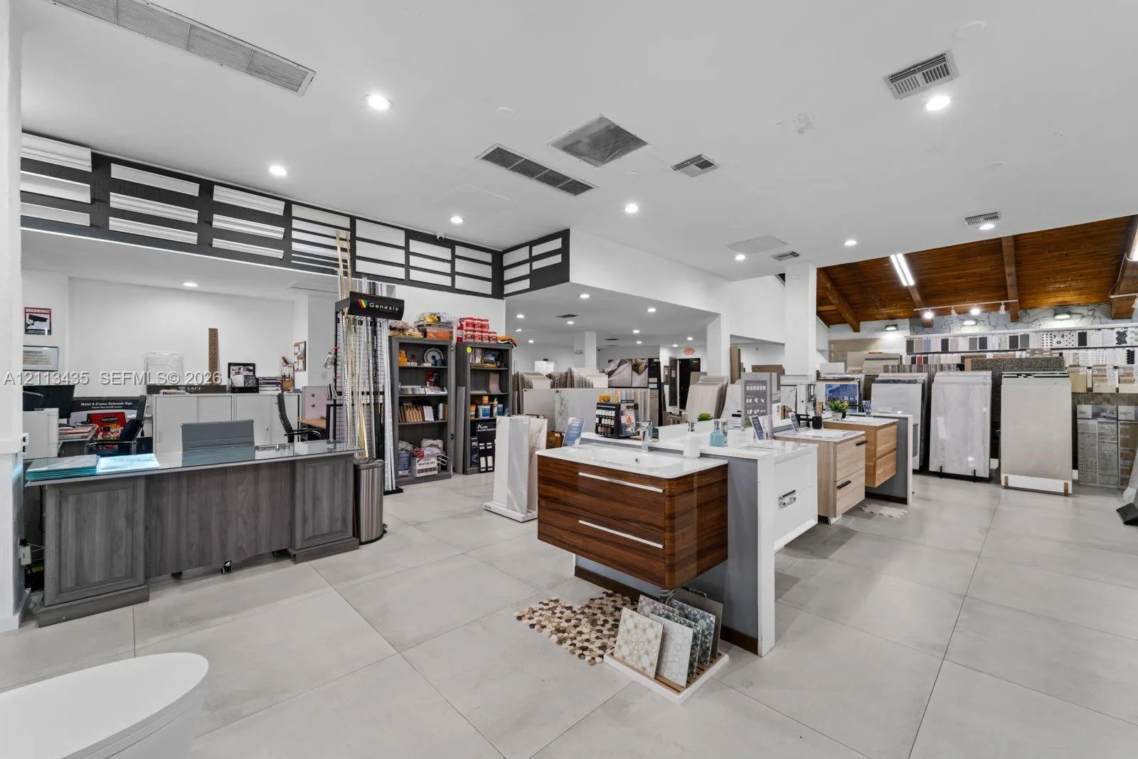 51 S Homestead Boulevard