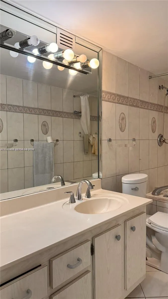 3800 S Ocean Drive #416