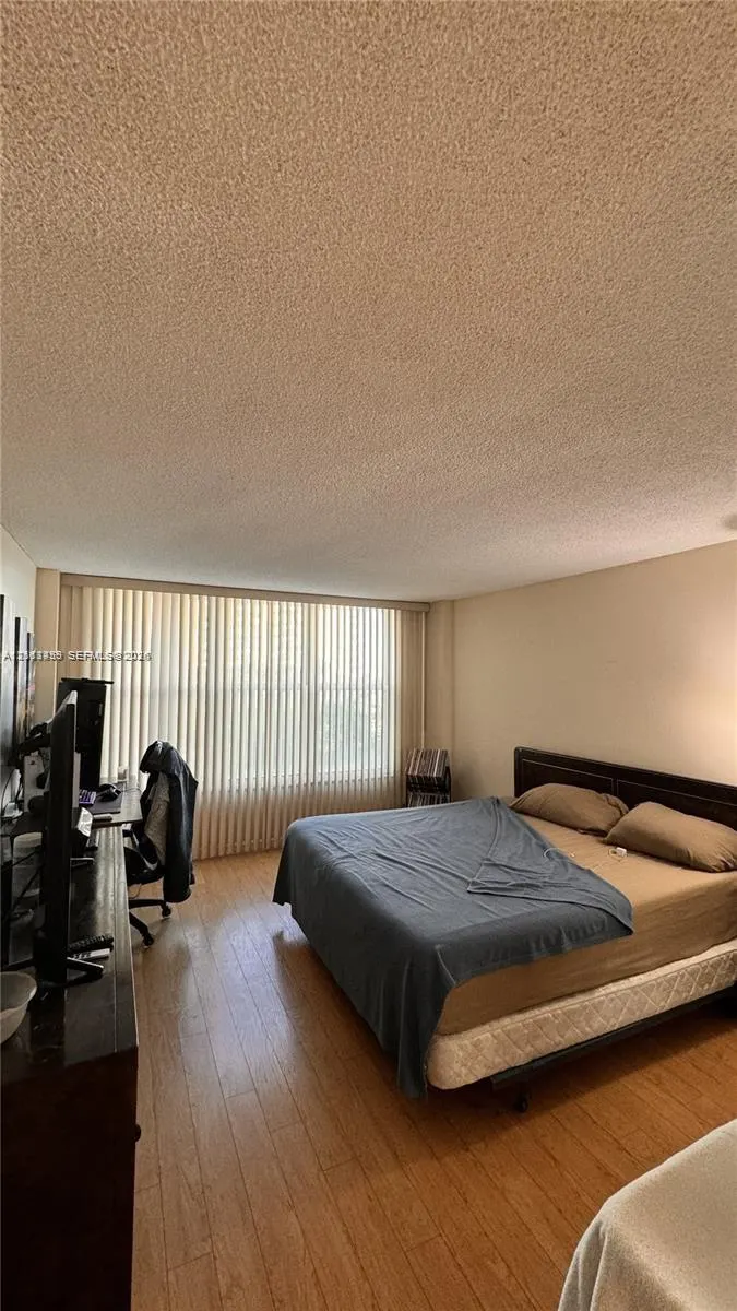 3800 S Ocean Drive #416