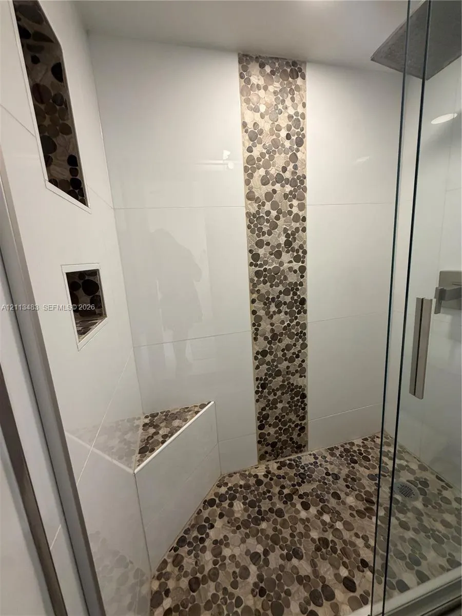 6917 Collins Avenue #711