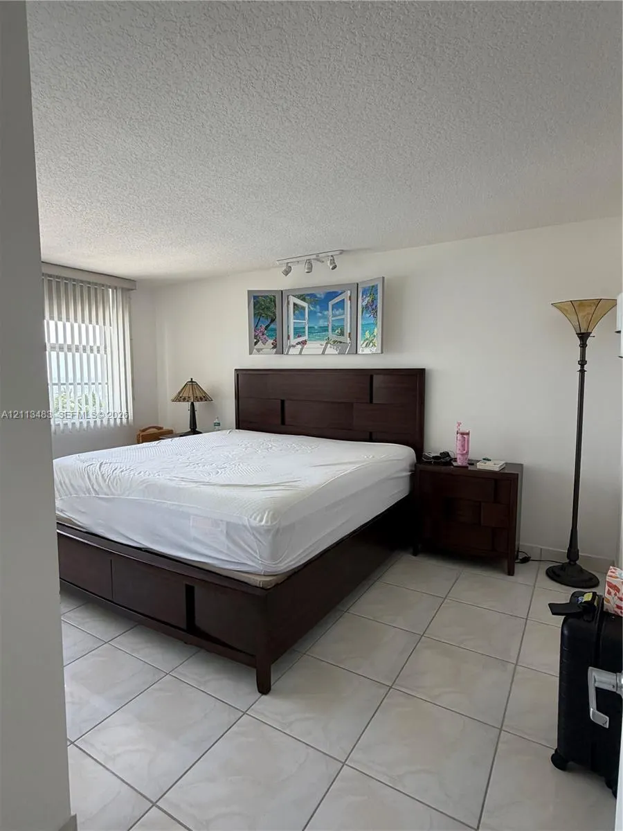 6917 Collins Avenue #711