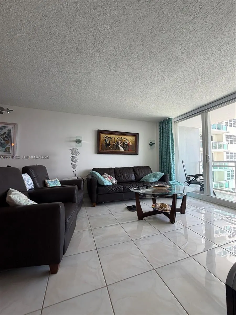 6917 Collins Avenue #711
