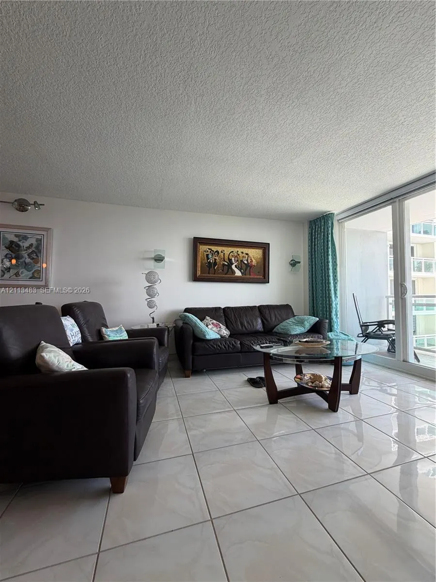 6917 Collins Avenue #711
