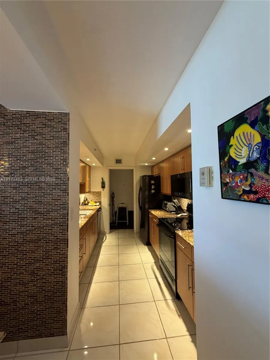 6917 Collins Avenue #711