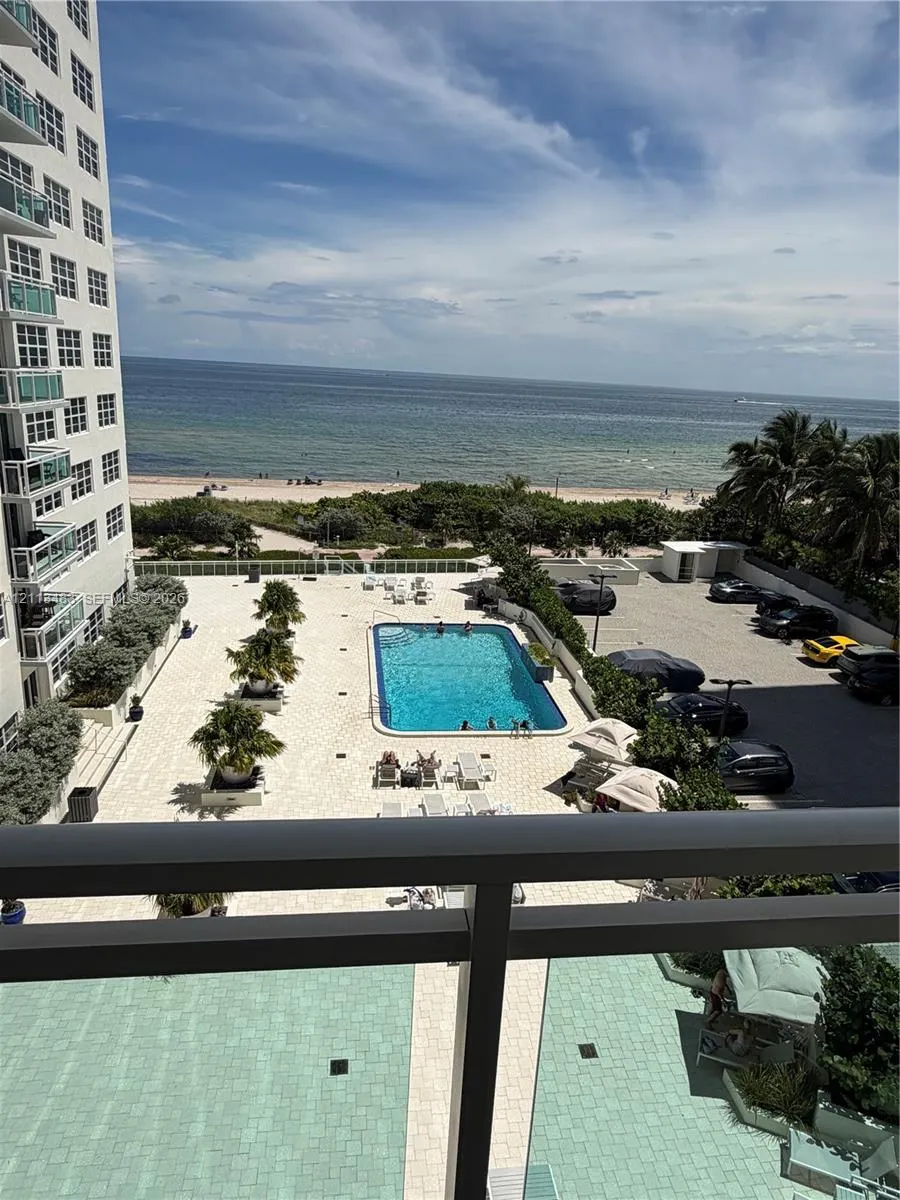 6917 Collins Avenue #711