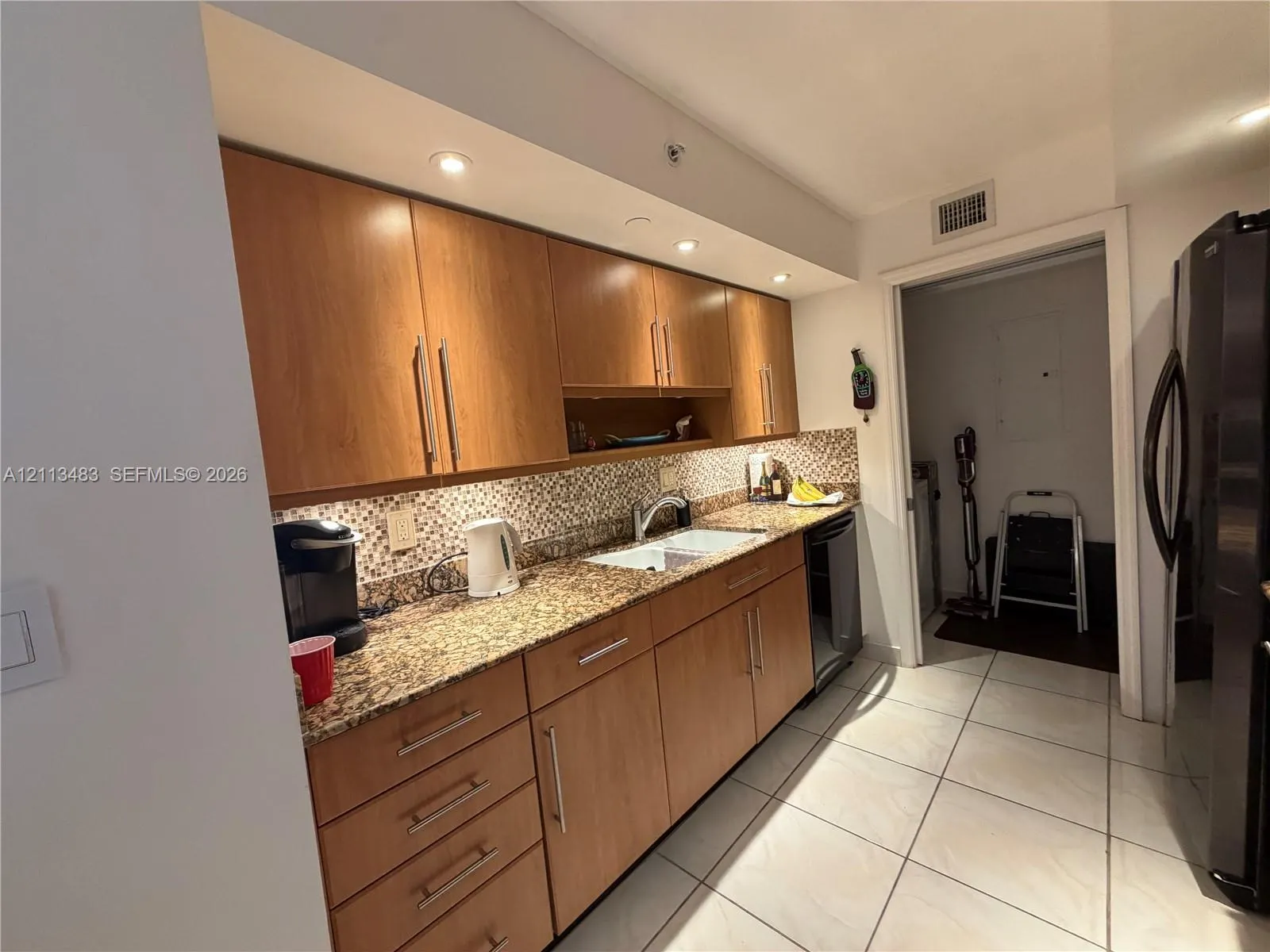 6917 Collins Avenue #711