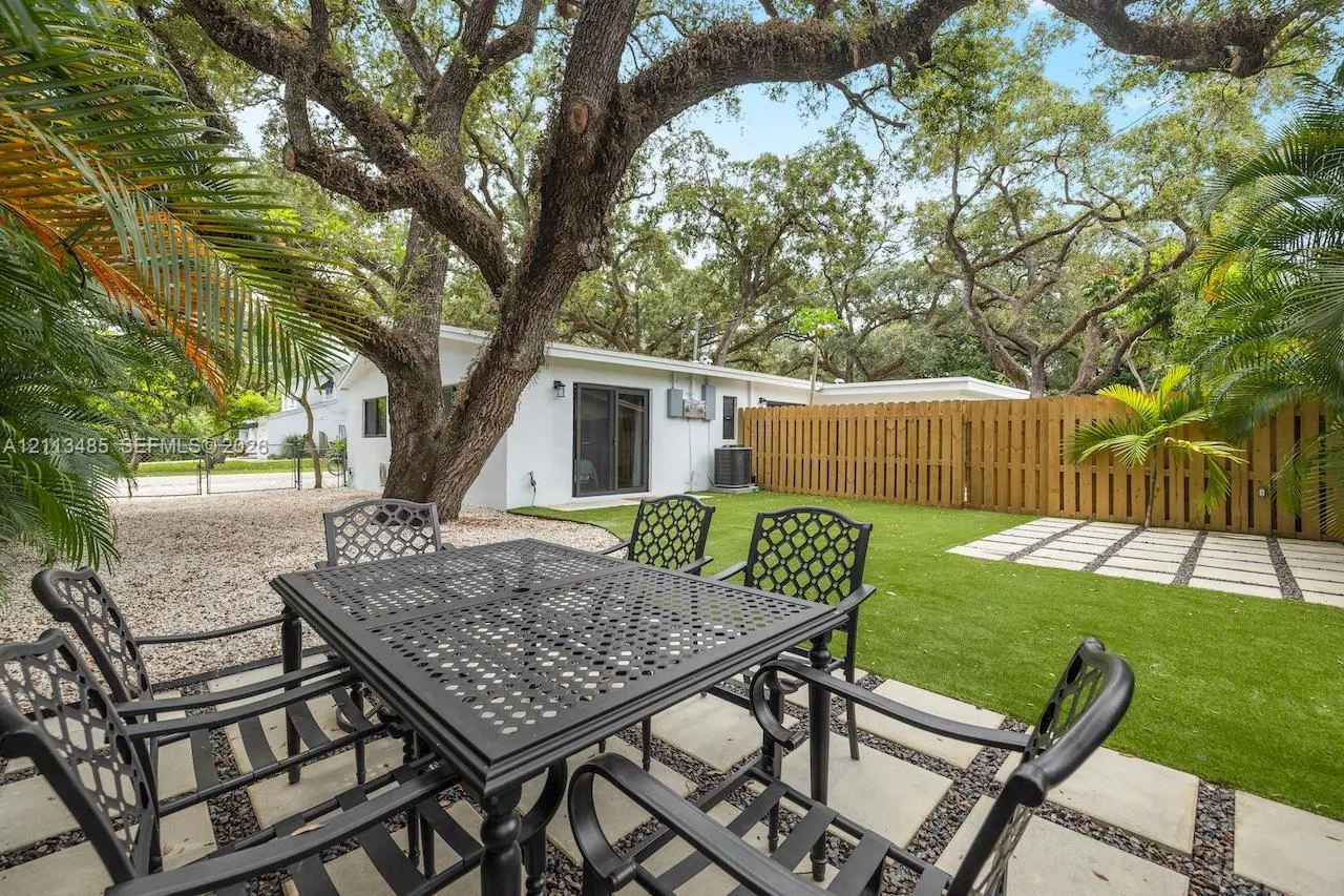 1505 SW 32nd Court #1