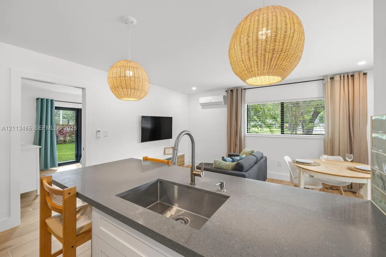 1505 SW 32nd Court #1