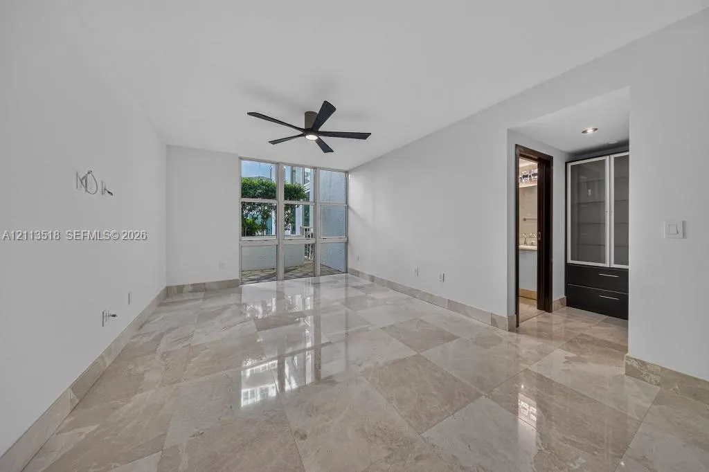 3131 NE 188th Street #1-303