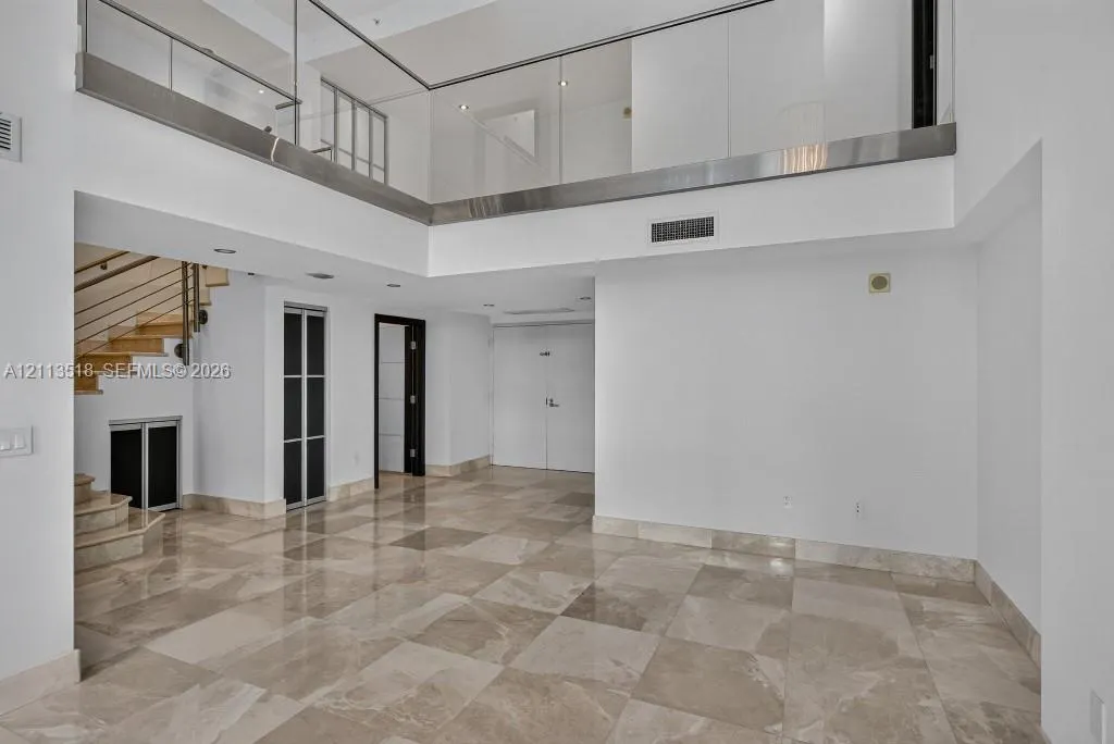 3131 NE 188th Street #1-303