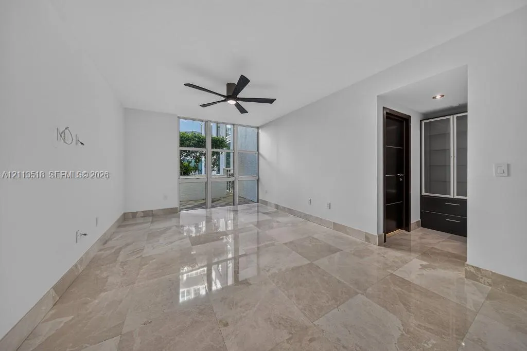 3131 NE 188th Street #1-303