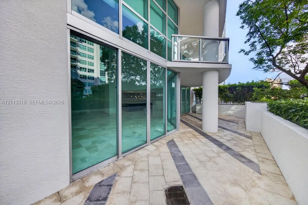 3131 NE 188th Street #1-303