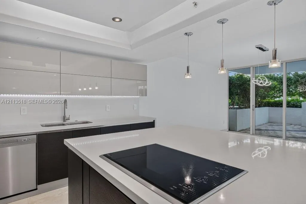 3131 NE 188th Street #1-303