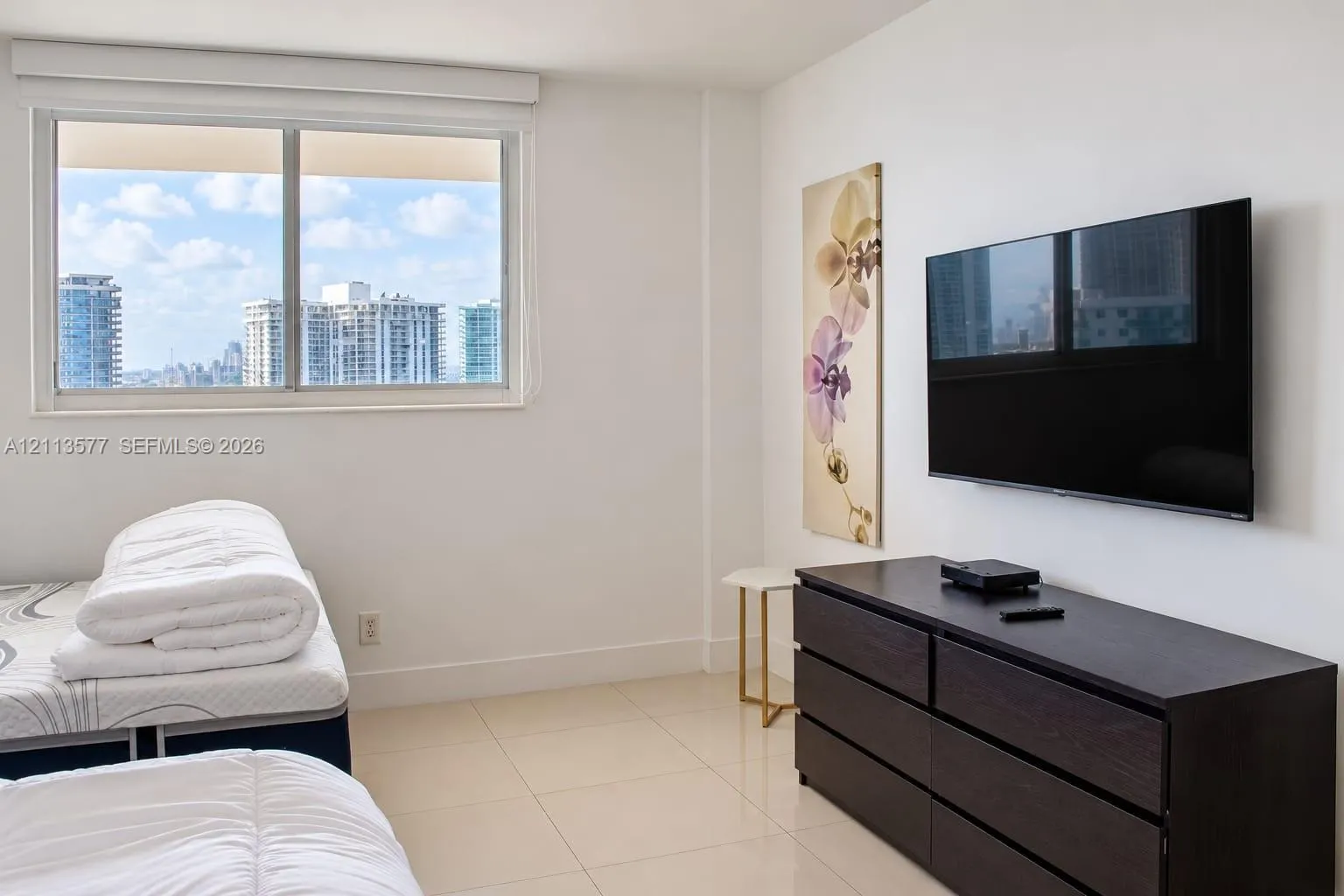 19370 Collins Avenue #1622