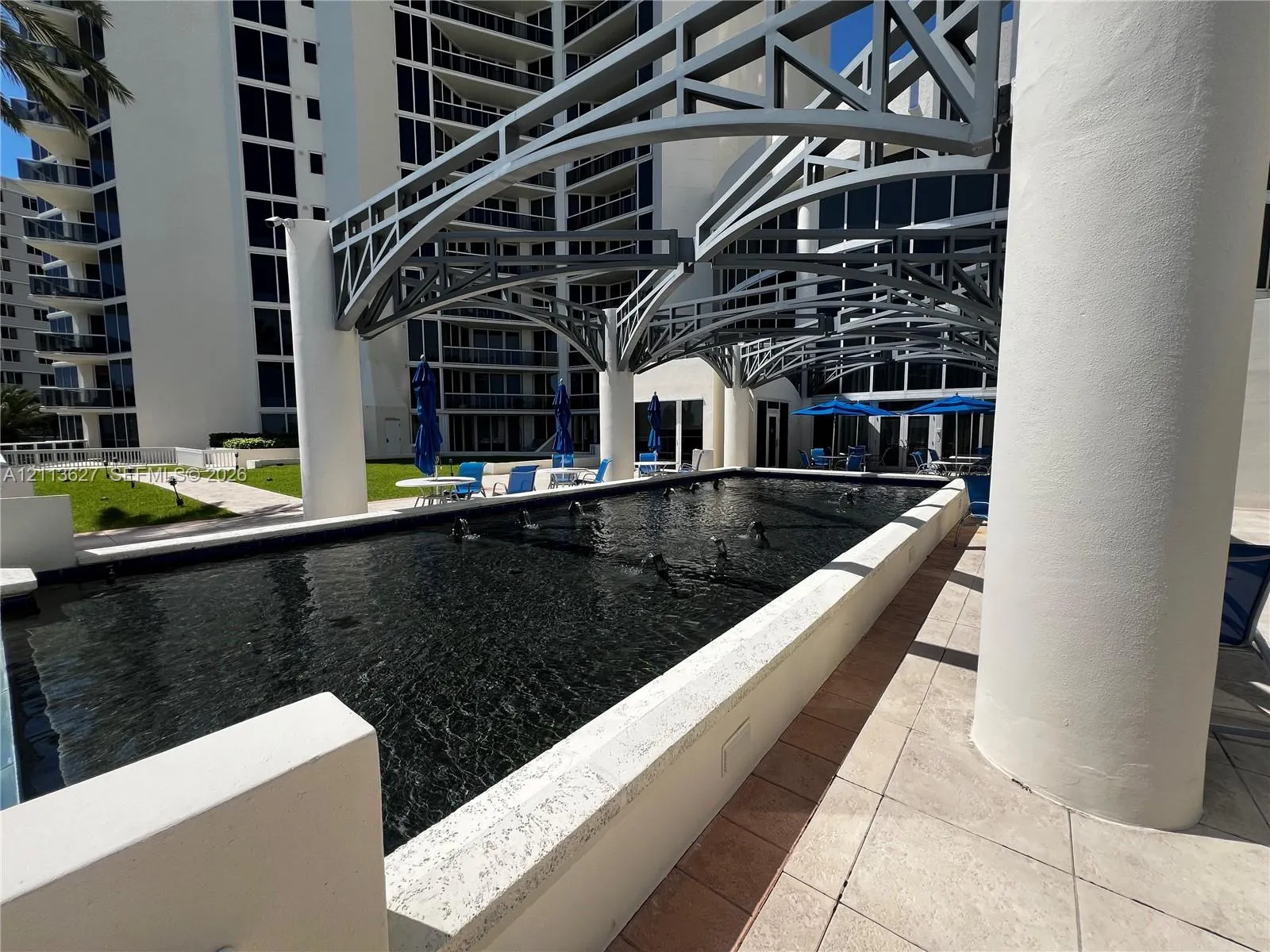 19333 Collins Avenue #2410