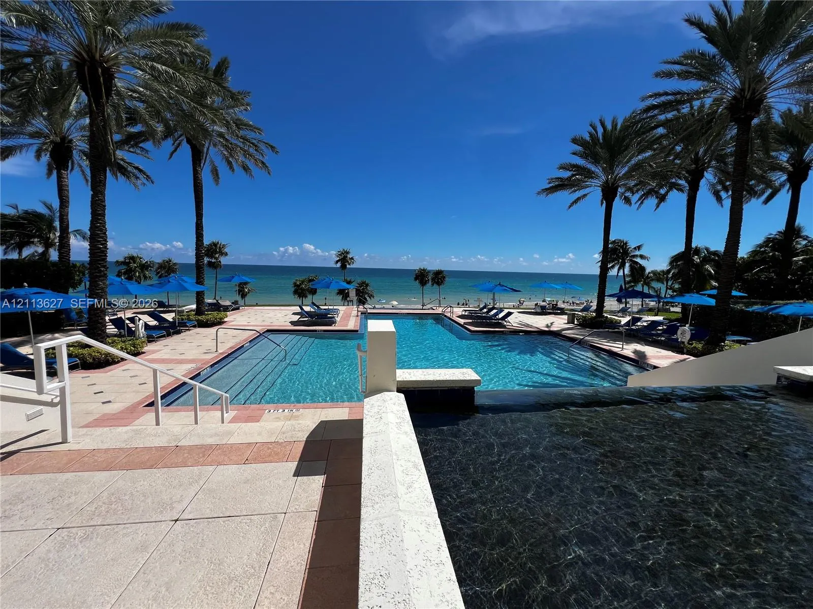19333 Collins Avenue #2410
