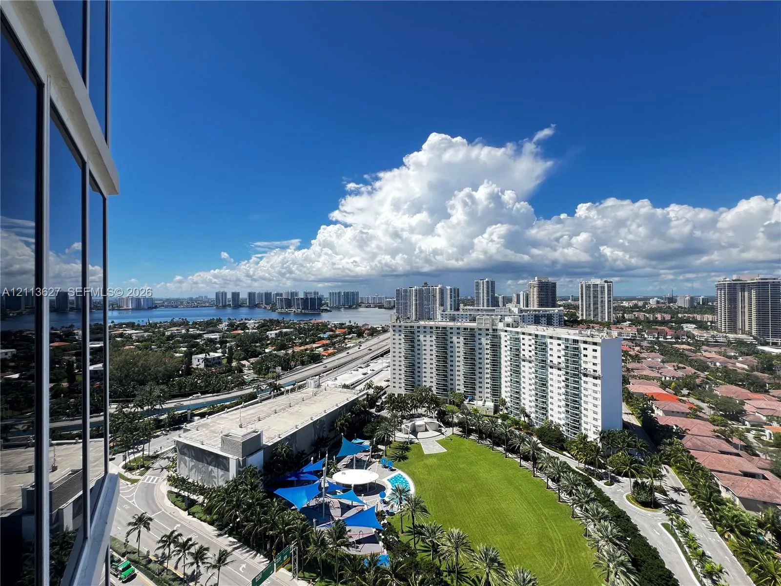 19333 Collins Avenue #2410