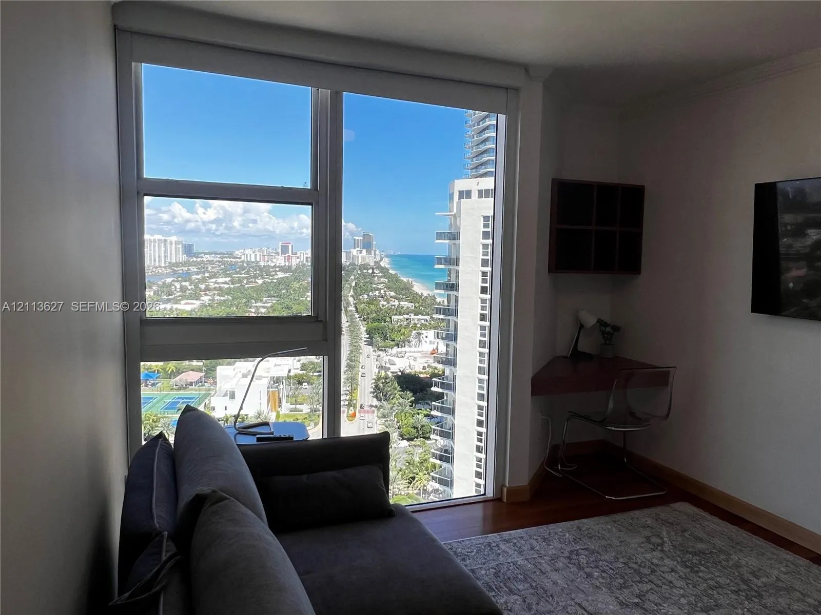 19333 Collins Avenue #2410