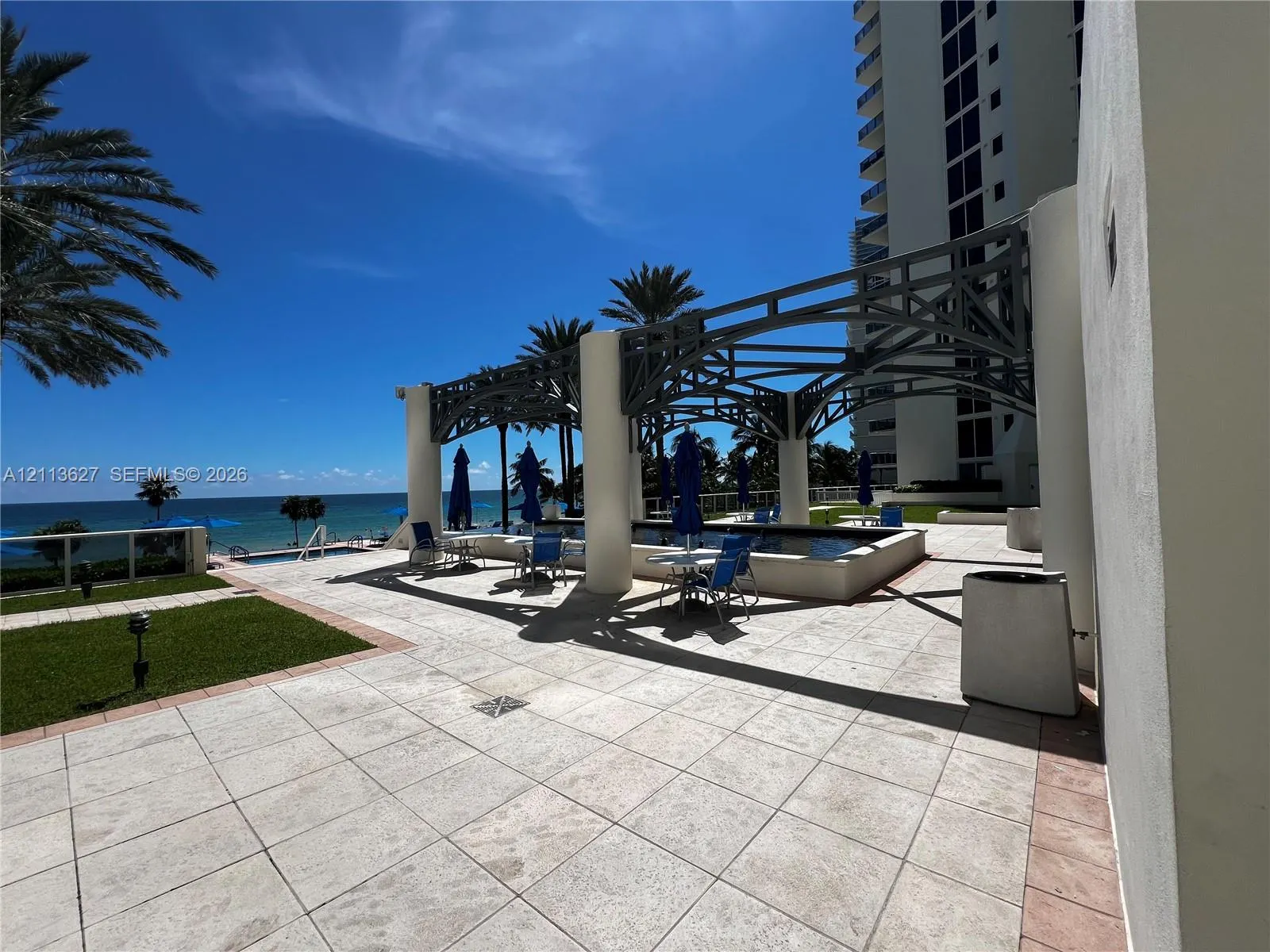 19333 Collins Avenue #2410