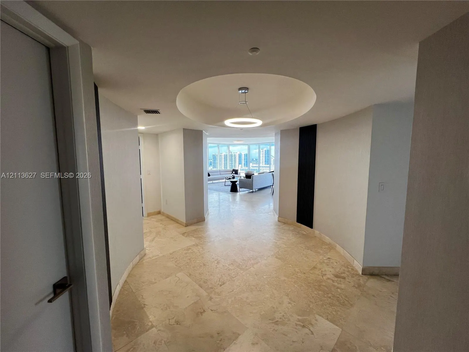 19333 Collins Avenue #2410
