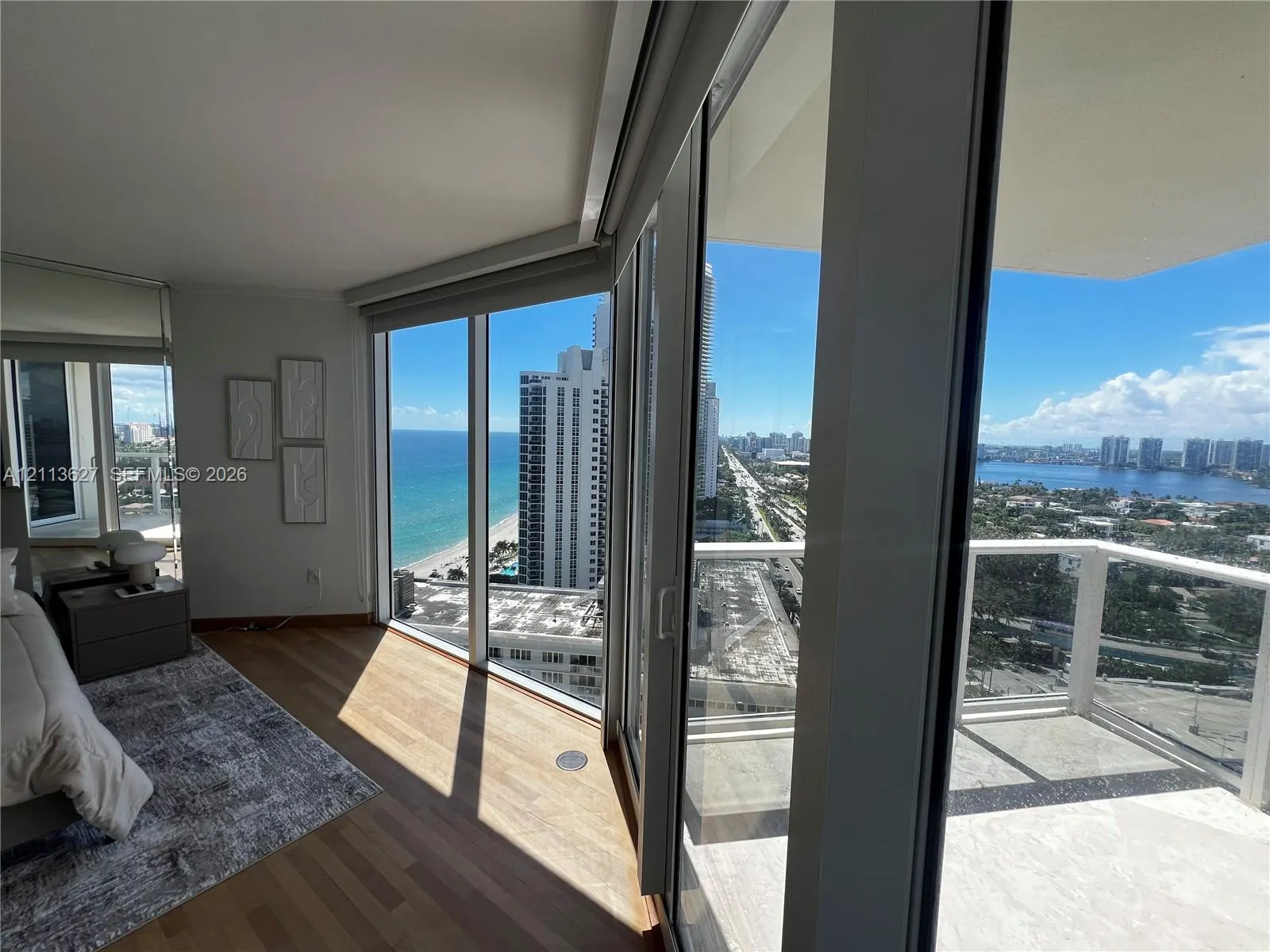19333 Collins Avenue #2410