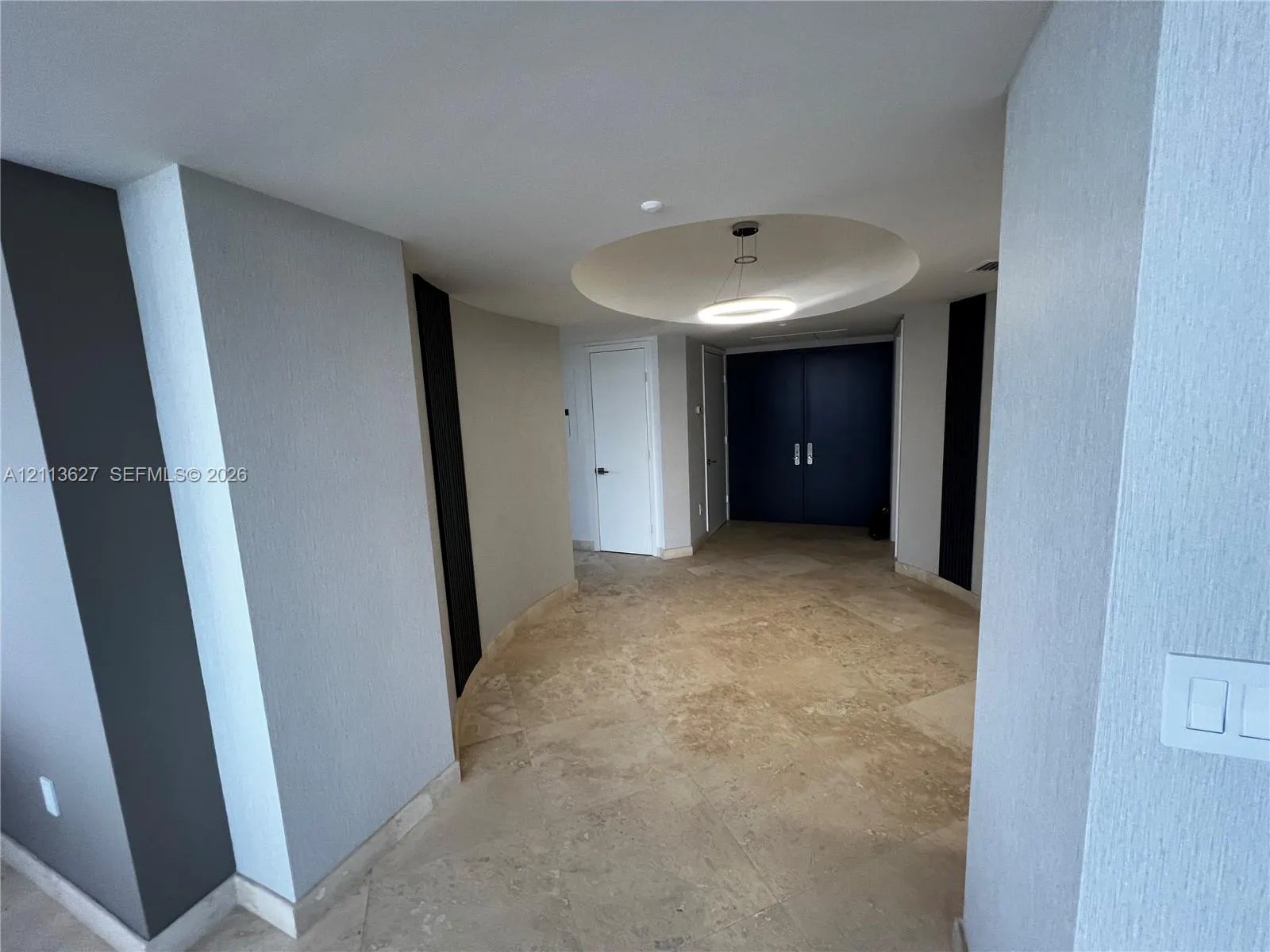 19333 Collins Avenue #2410