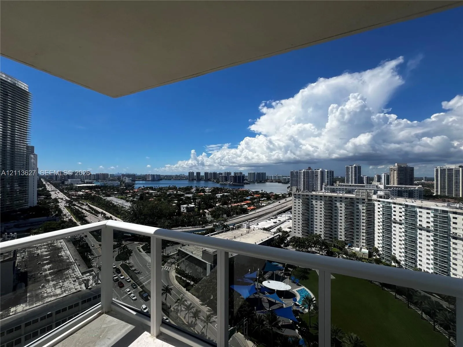 19333 Collins Avenue #2410
