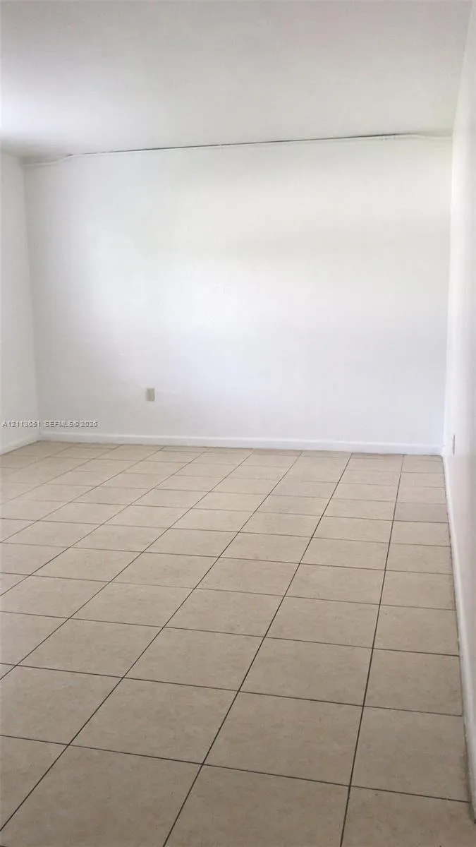 1545 NW 8th Avenue #104