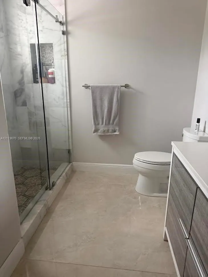 1600 W Classical Boulevard