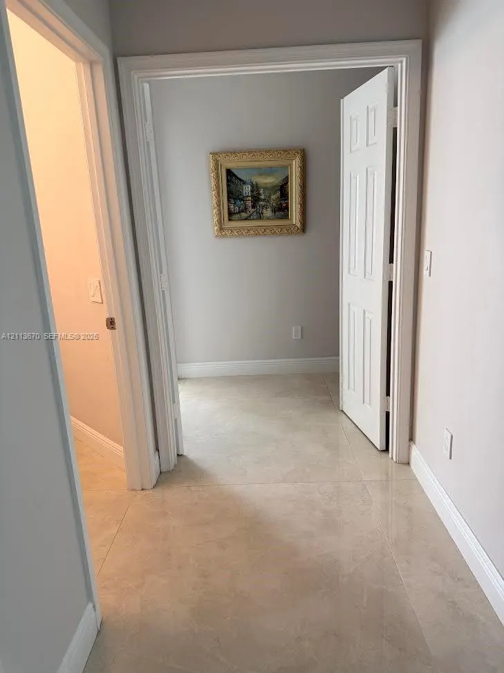 1600 W Classical Boulevard