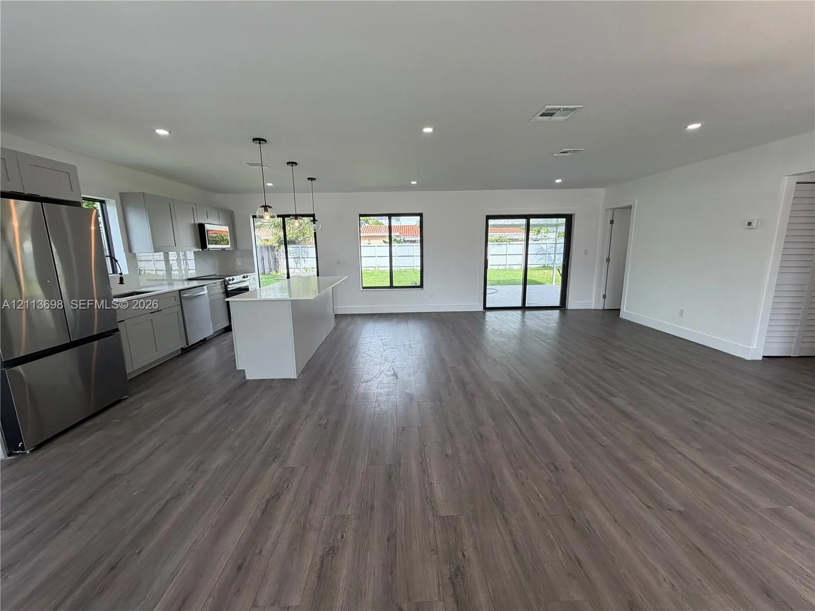 115 NE 205th Terrace
